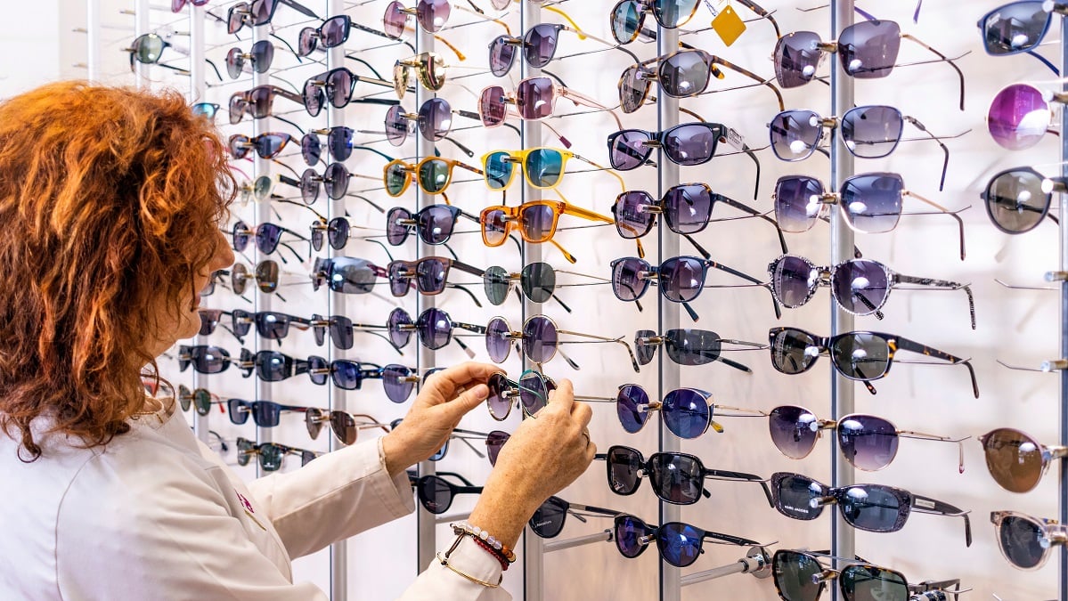 Tips to Buy the Right Sunglasses for You